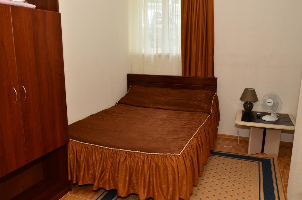 Hotel Acorn Irpin Dış mekan fotoğraf